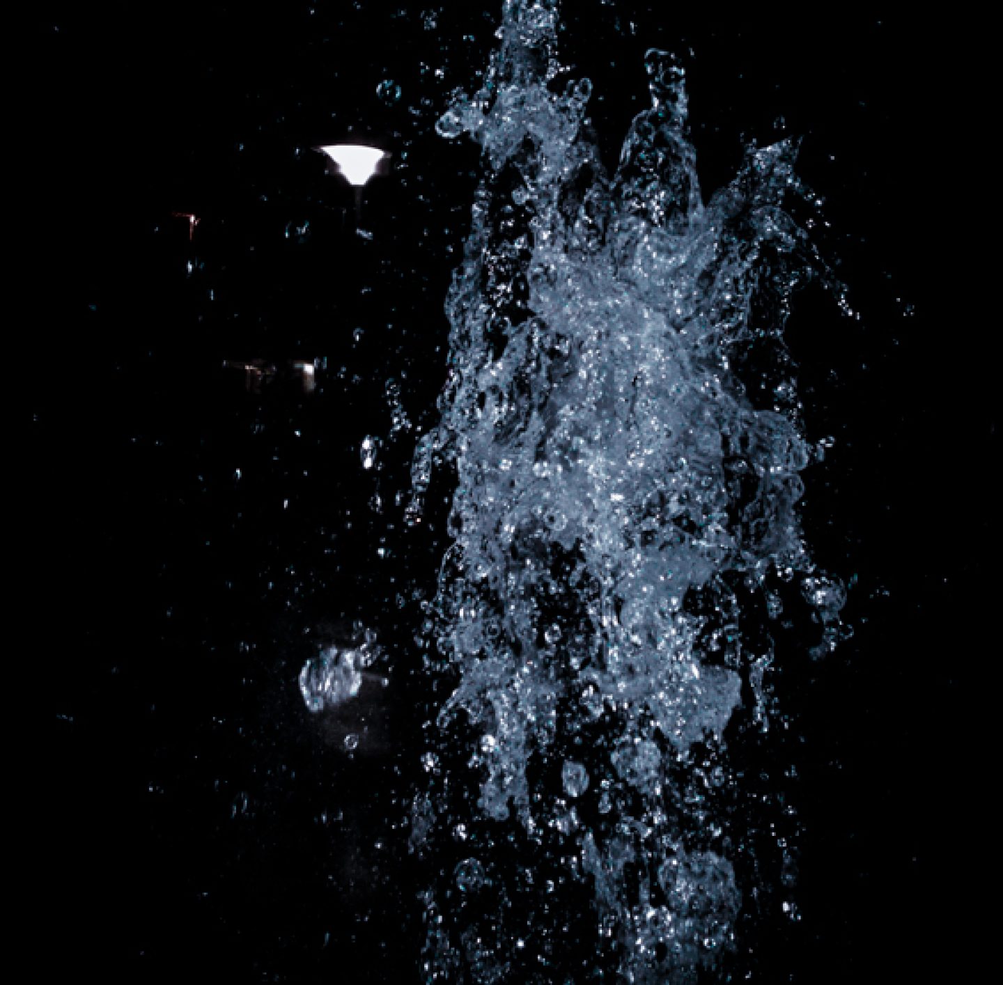 The Art of Capturing Liquids: Unlocking the Beauty of Motion